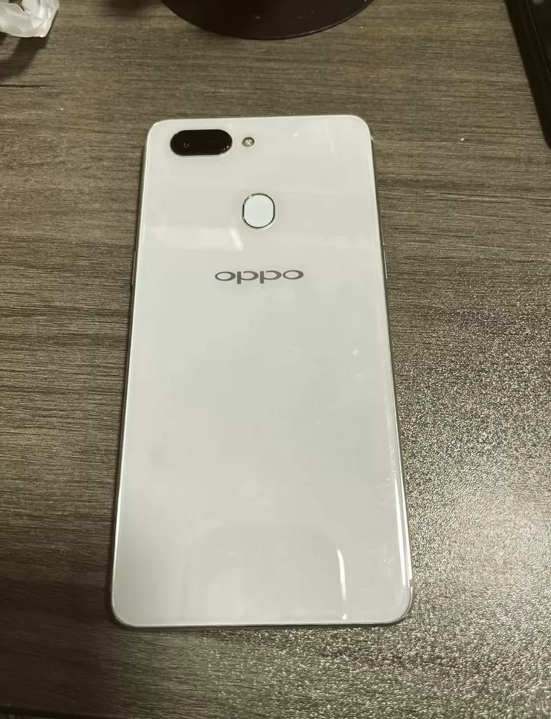 oppor15有几个版本