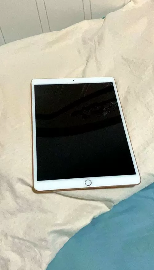ipadair3黑屏无法唤醒