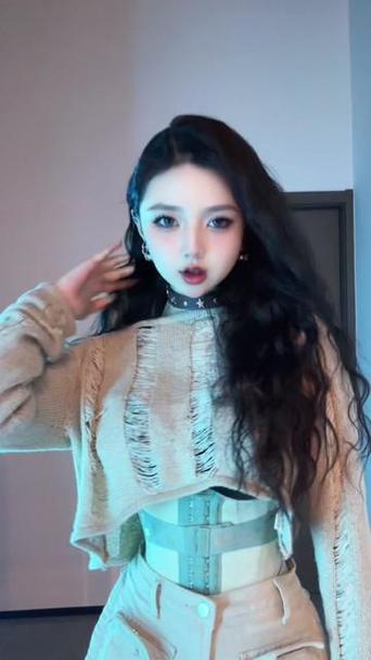 台湾chloe纹身糖心破解版