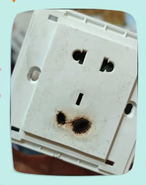 取暖器插座烧焦是怎么回事图标