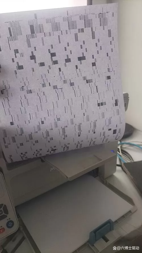 打印机打出来乱码,一直打印