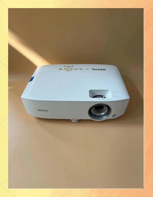 200多的投影仪能用吗