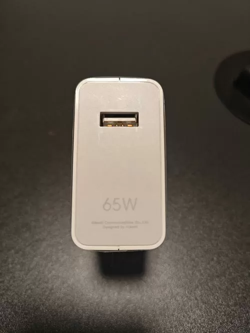不支持65w快充能用65w充电器吗