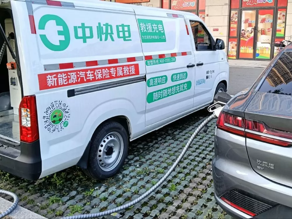 移动上门充电车