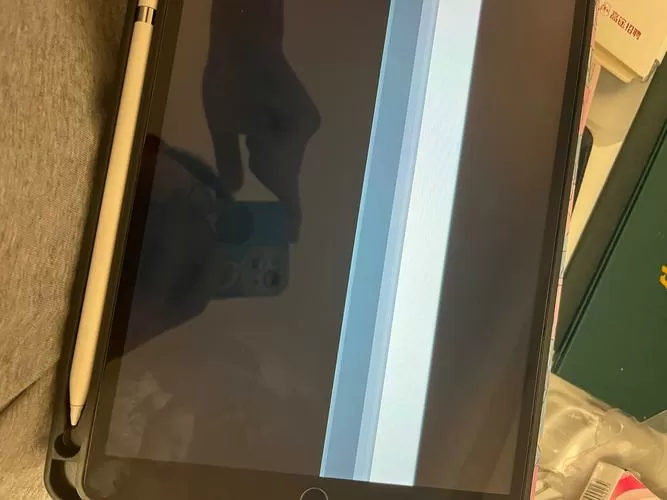 ipad屏幕黑屏横条纹截图