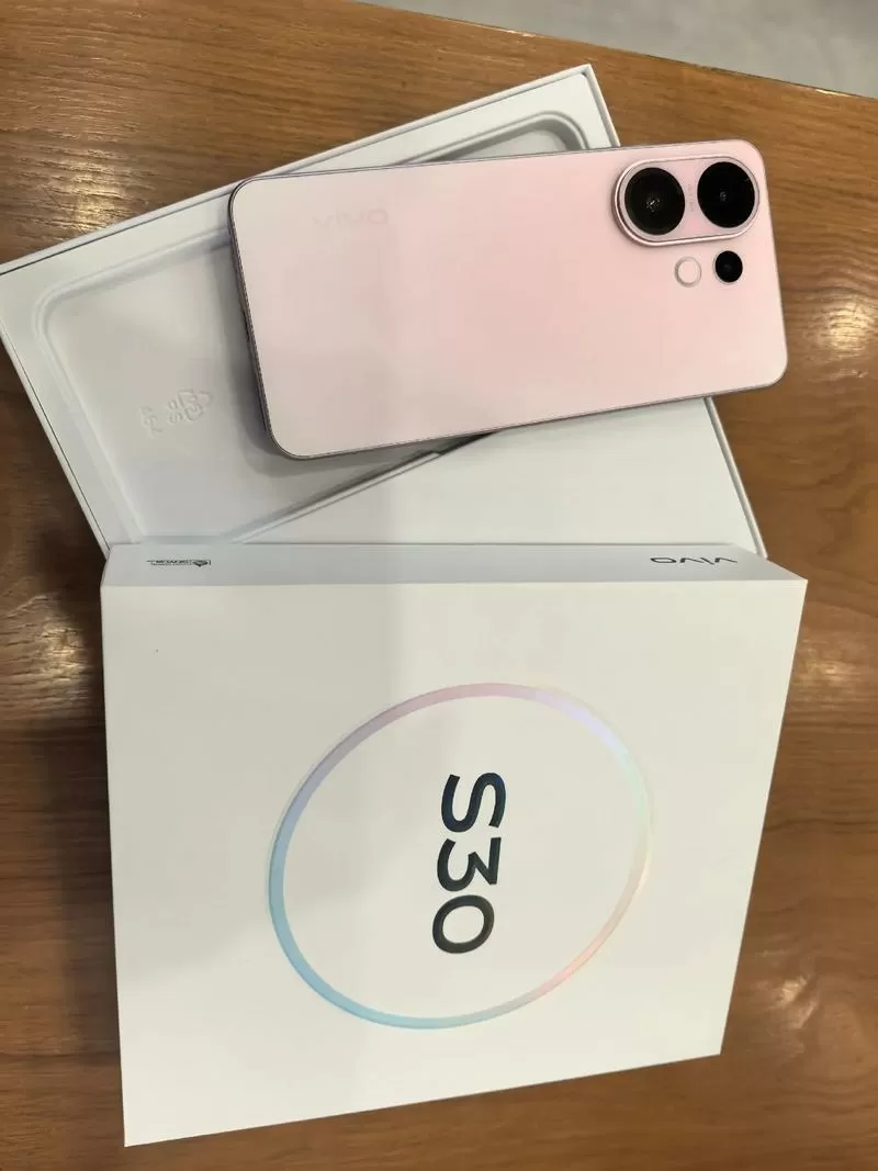 vivos30自带膜要撕掉吗