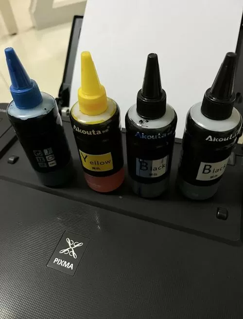 打印机黑色墨水可以通用吗