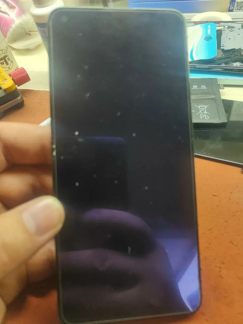手机进水开机黑屏震动截图