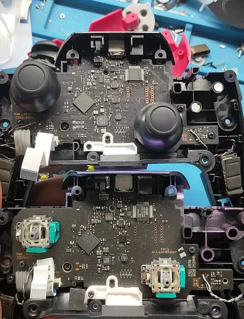 switch pro手柄拆解