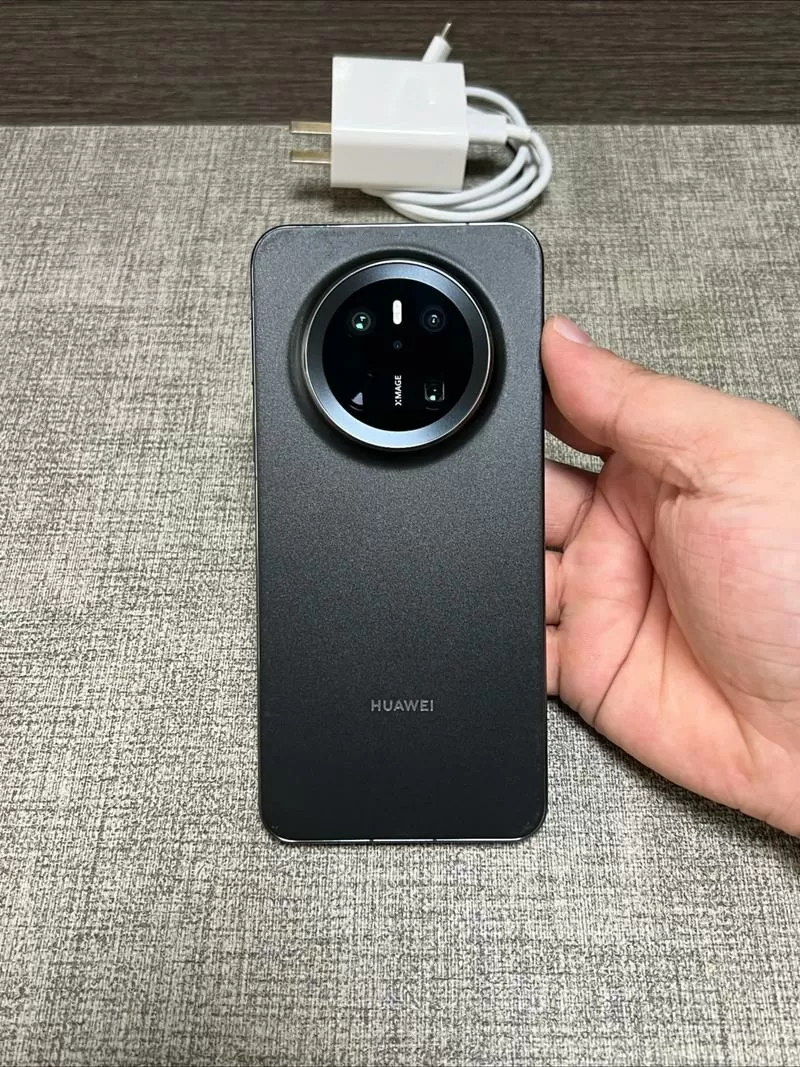 华为mate70怎么查询充电次数