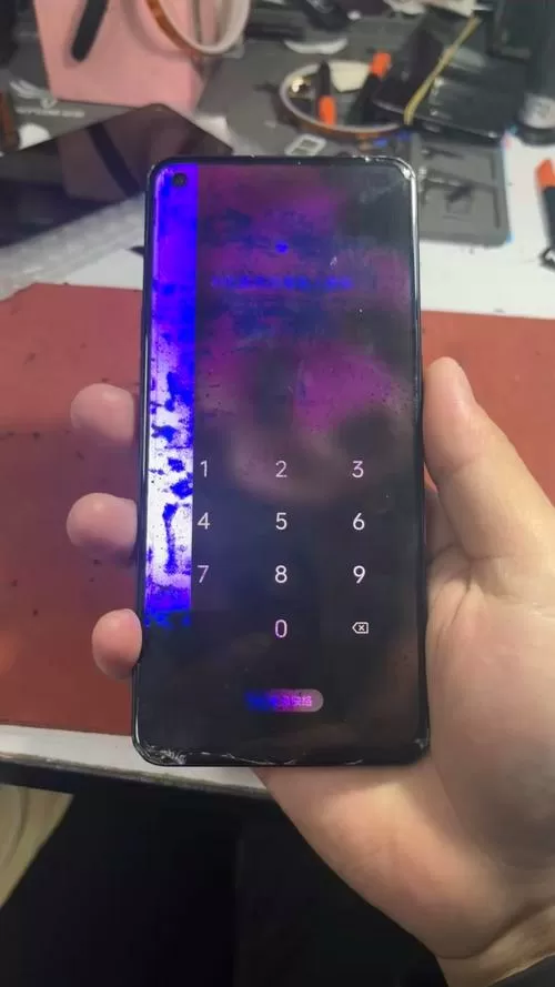 oppo手机花屏显示竖条