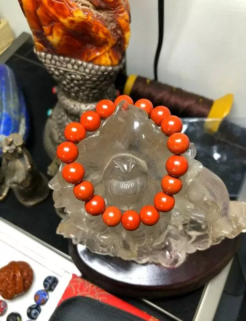 天然红石是什么石头