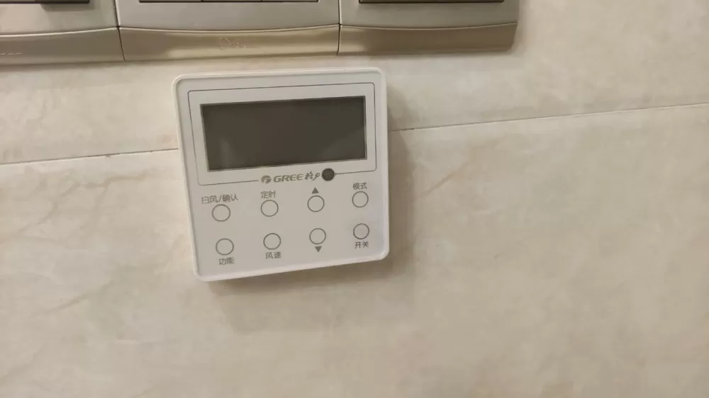 中央空调面板无显示
