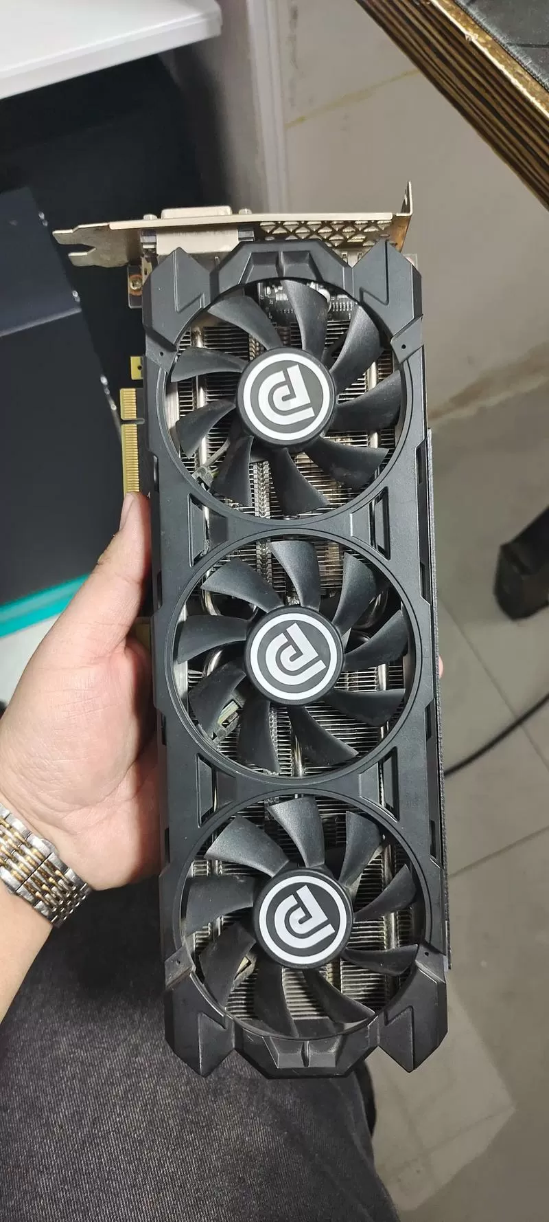 1080显卡电源图标